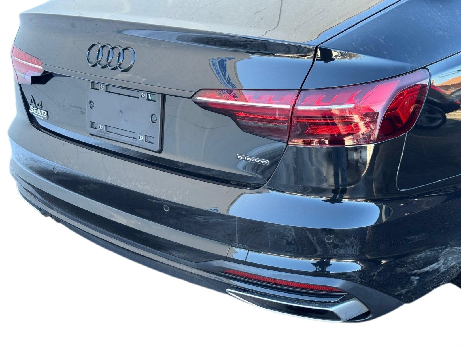 Used 2023 Audi A4 2.0T Premium Plus w/ Premium Plus Package AWD/4WD image 9