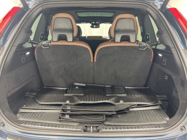 Used 2023 Volvo XC90 T8 Plus w/ Protection Package AWD/4WD image 11