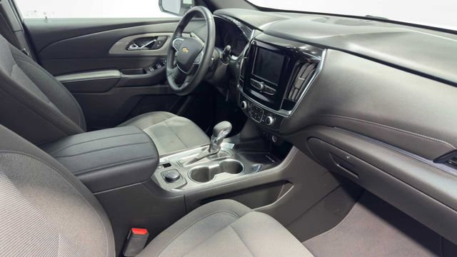 Used 2023 Chevrolet Traverse LT FWD image 13