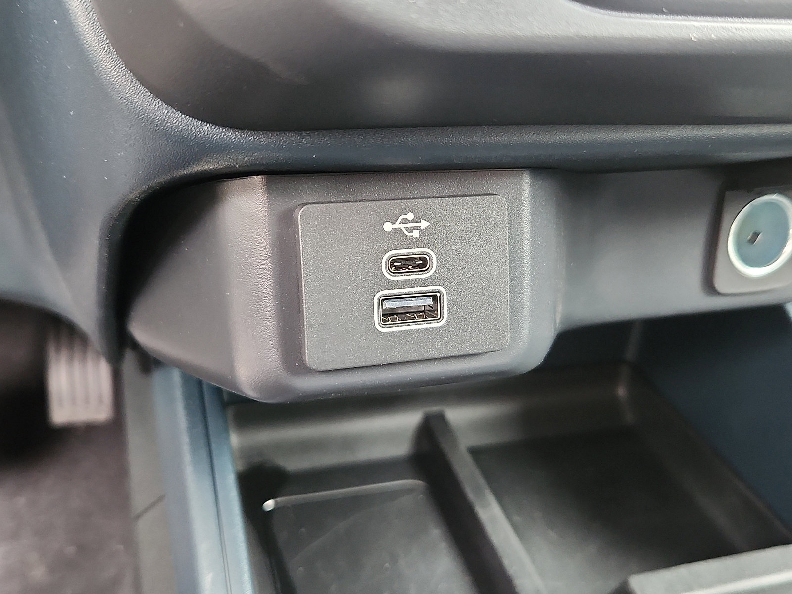 New 2026 Ford Maverick XL w/ Equipment Group 101A image 15