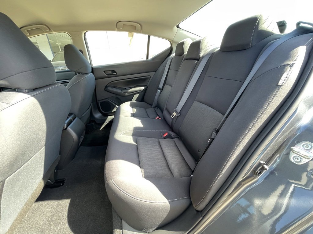 Used 2024 Nissan Altima 2.5 SV image 13