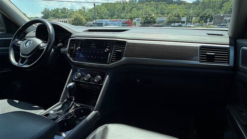 Used 2018 Volkswagen Atlas SEL AWD/4WD image 37