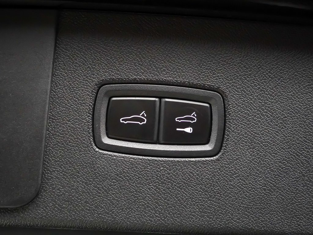 Certified 2023 Porsche Cayenne image 14