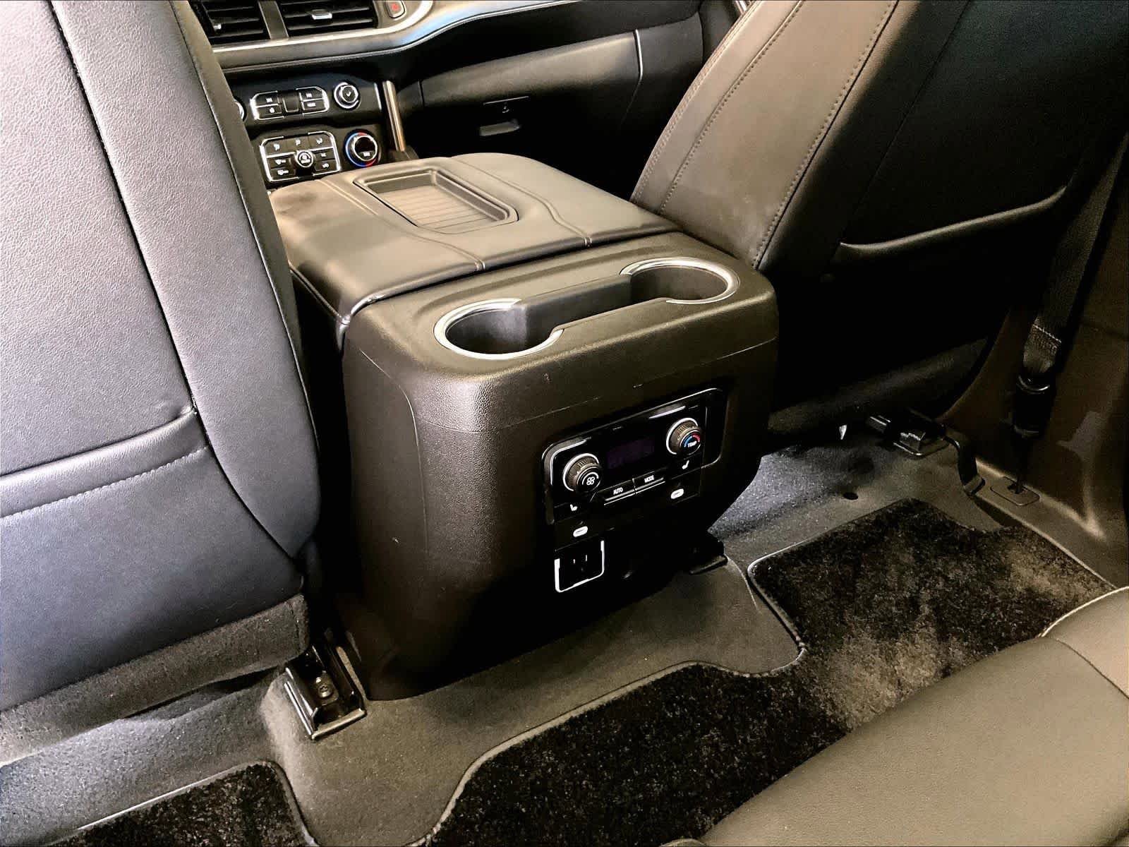 Used 2021 Chevrolet Tahoe High Country AWD/4WD image 29