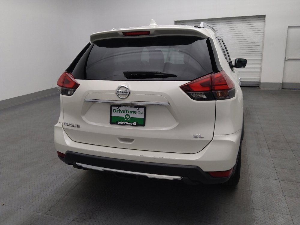 Used 2017 Nissan Rogue SL image 7