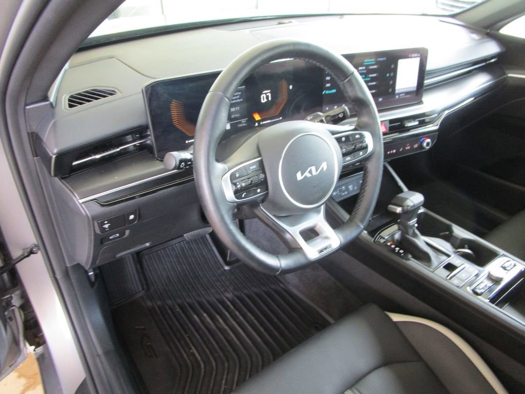 Used 2025 Kia K5 GT-Line image 17