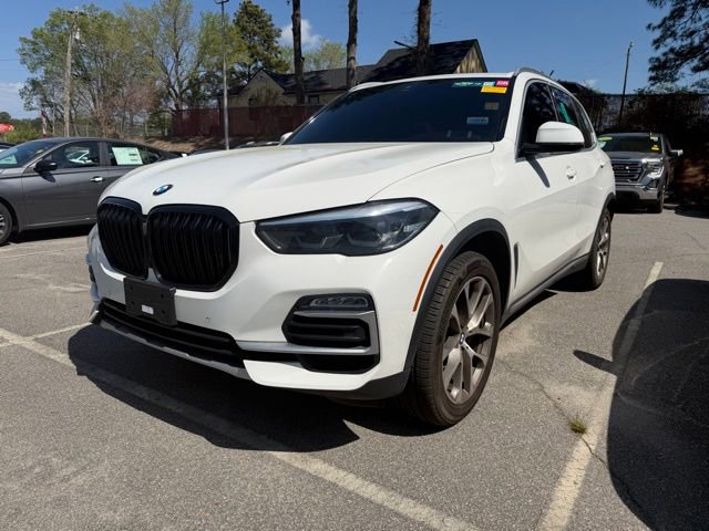 Used 2019 BMW X5 xDrive40i w/ Premium Package 2