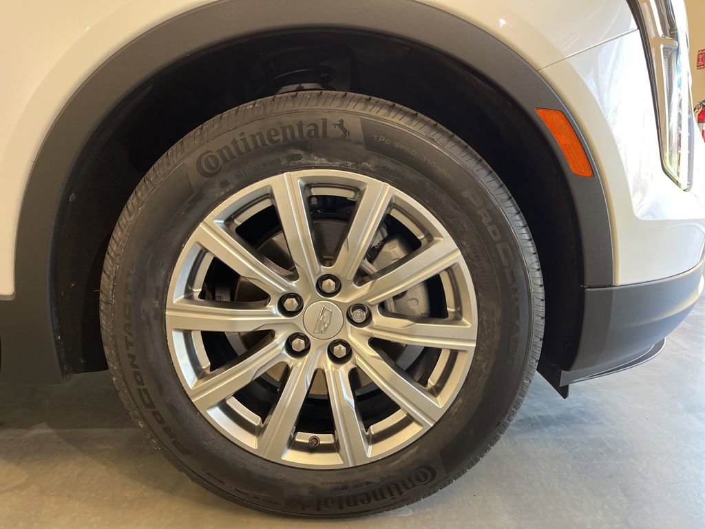 Certified 2023 Cadillac XT4 Premium Luxury image 13