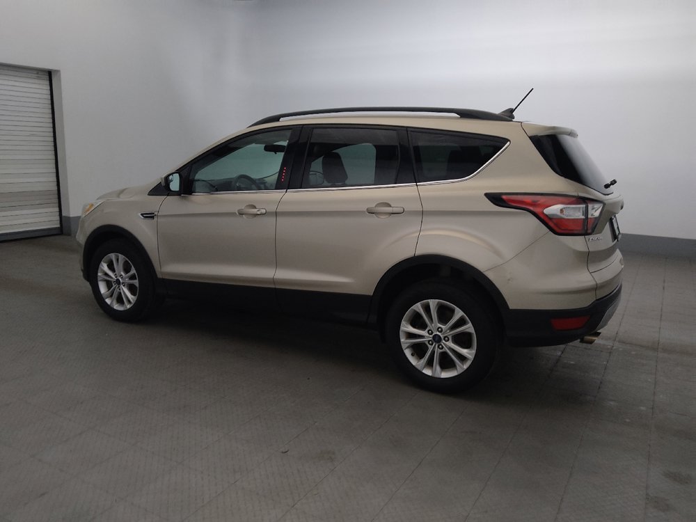 Used 2018 Ford Escape SEL AWD/4WD image 3