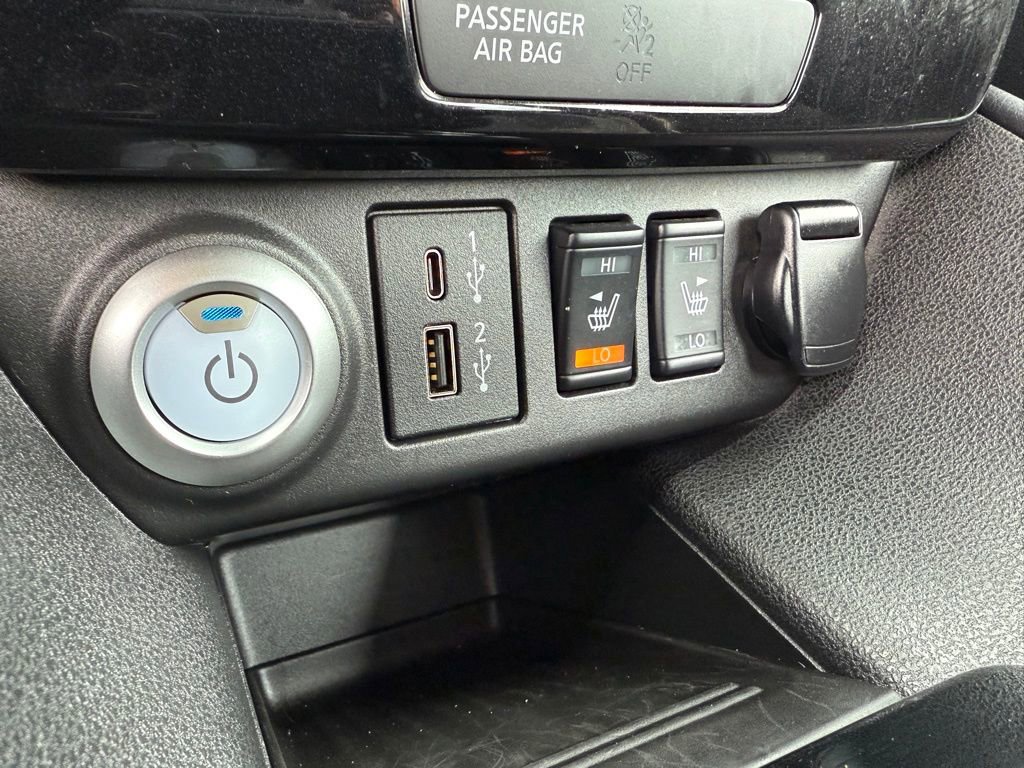 Used 2020 Nissan Leaf SL Plus image 24