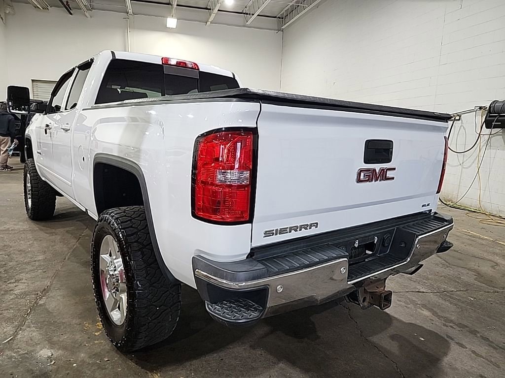 Used 2016 GMC Sierra 2500 SLE w/ SLE Preferred Package AWD/4WD image 3