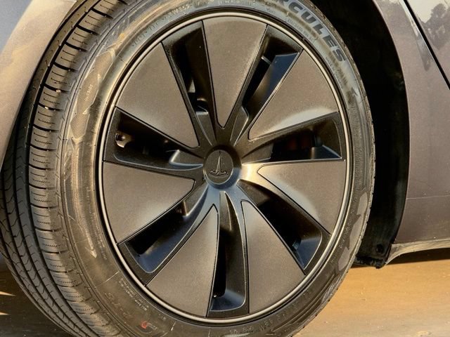 Used 2024 Tesla Model 3 Standard Range RWD image 14
