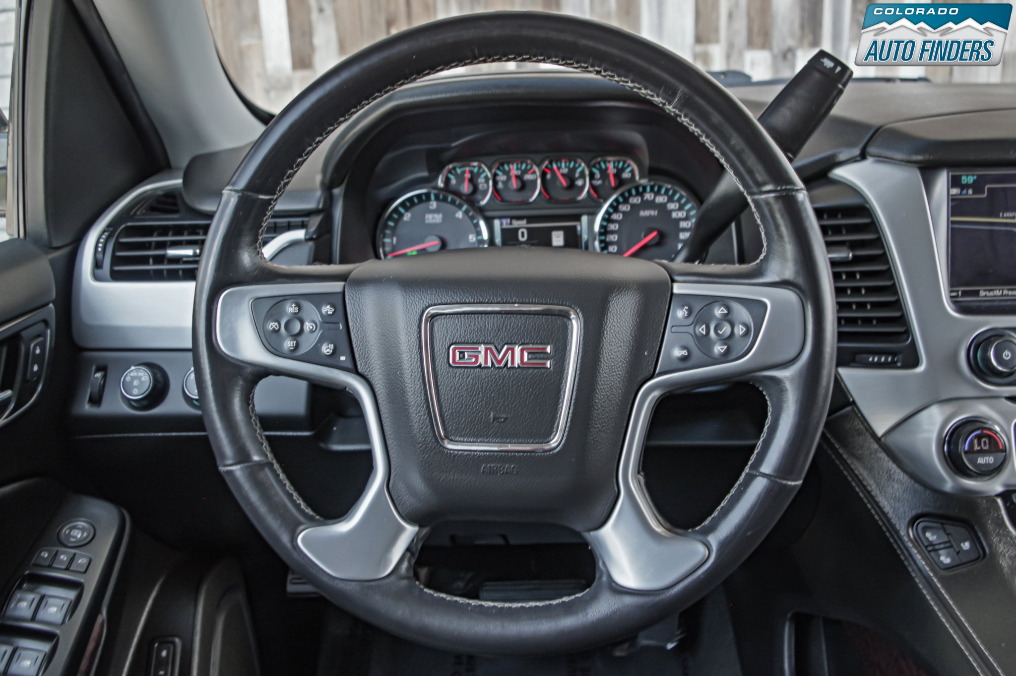 Used 2019 GMC Yukon XL SLT AWD/4WD image 14
