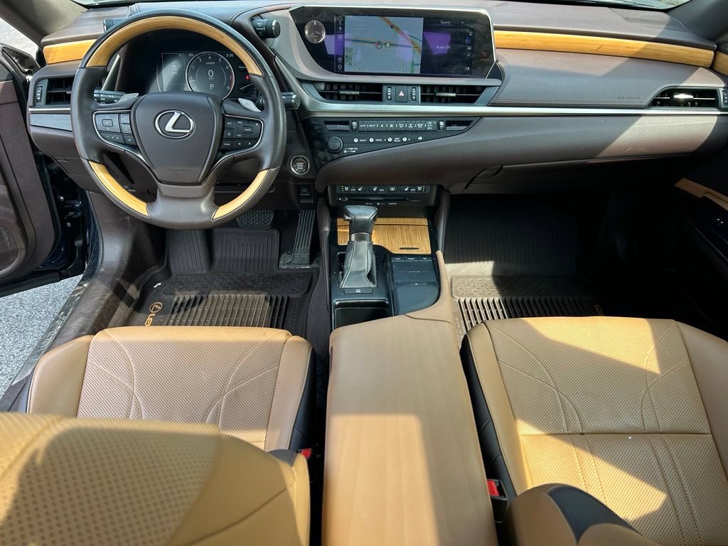 Used 2019 Lexus ES 350 w/ Accessory Package FWD image 14