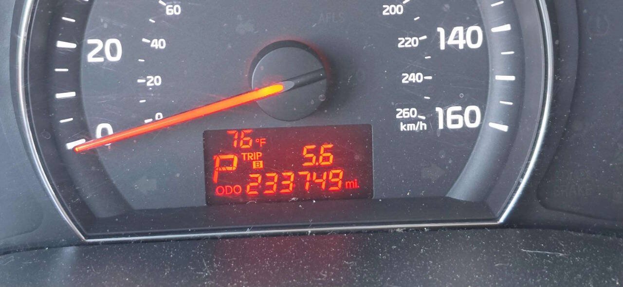 Used 2015 Kia Sorento LX FWD image 9