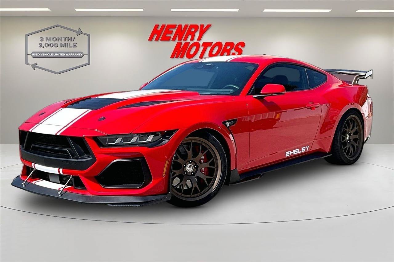 Used 2024 Ford Mustang GT Premium w/ GT Performance Package RWD image 3