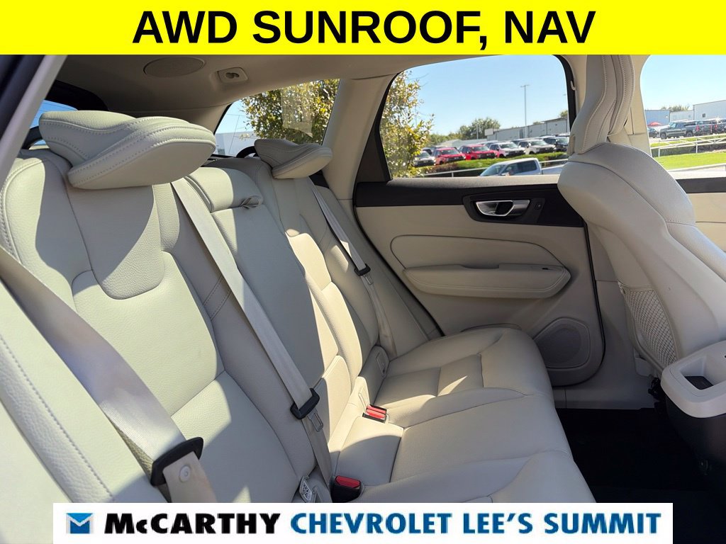 Used 2024 Volvo XC60 B5 Plus AWD/4WD image 34