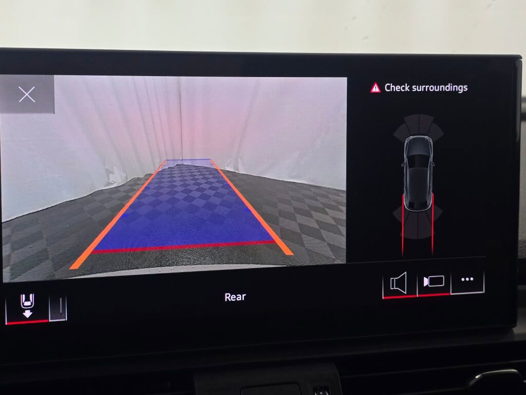 Certified 2025 Audi Q5 2.0T Premium Plus image 46