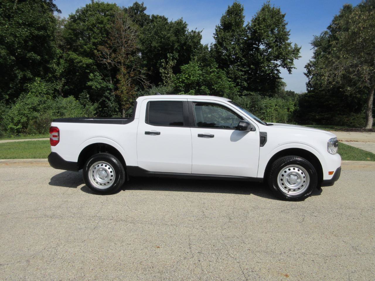 Used 2022 Ford Maverick XL FWD image 8