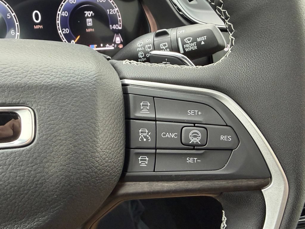 New 2026 Jeep Grand Cherokee L Limited AWD/4WD image 32