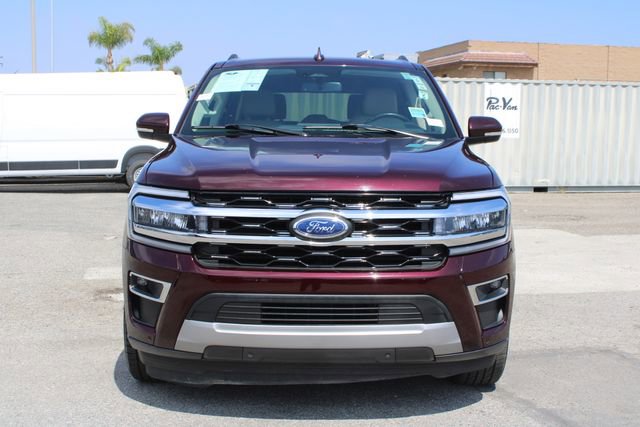 Used 2024 Ford Expedition Max Limited RWD image 2