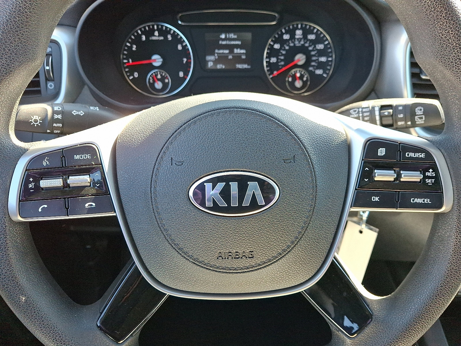 Used 2019 Kia Sorento AWD V6 image 20