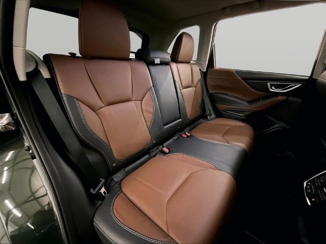Used 2023 Subaru Forester Touring AWD/4WD image 26