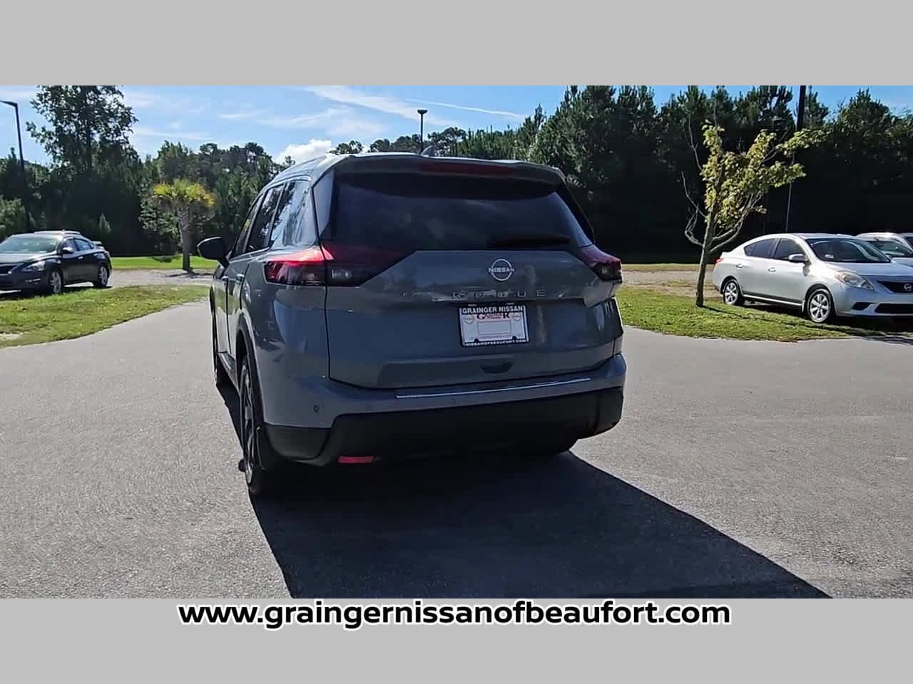 New 2026 Nissan Rogue SV image 27