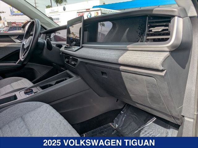 Certified 2025 Volkswagen Tiguan S AWD/4WD image 22