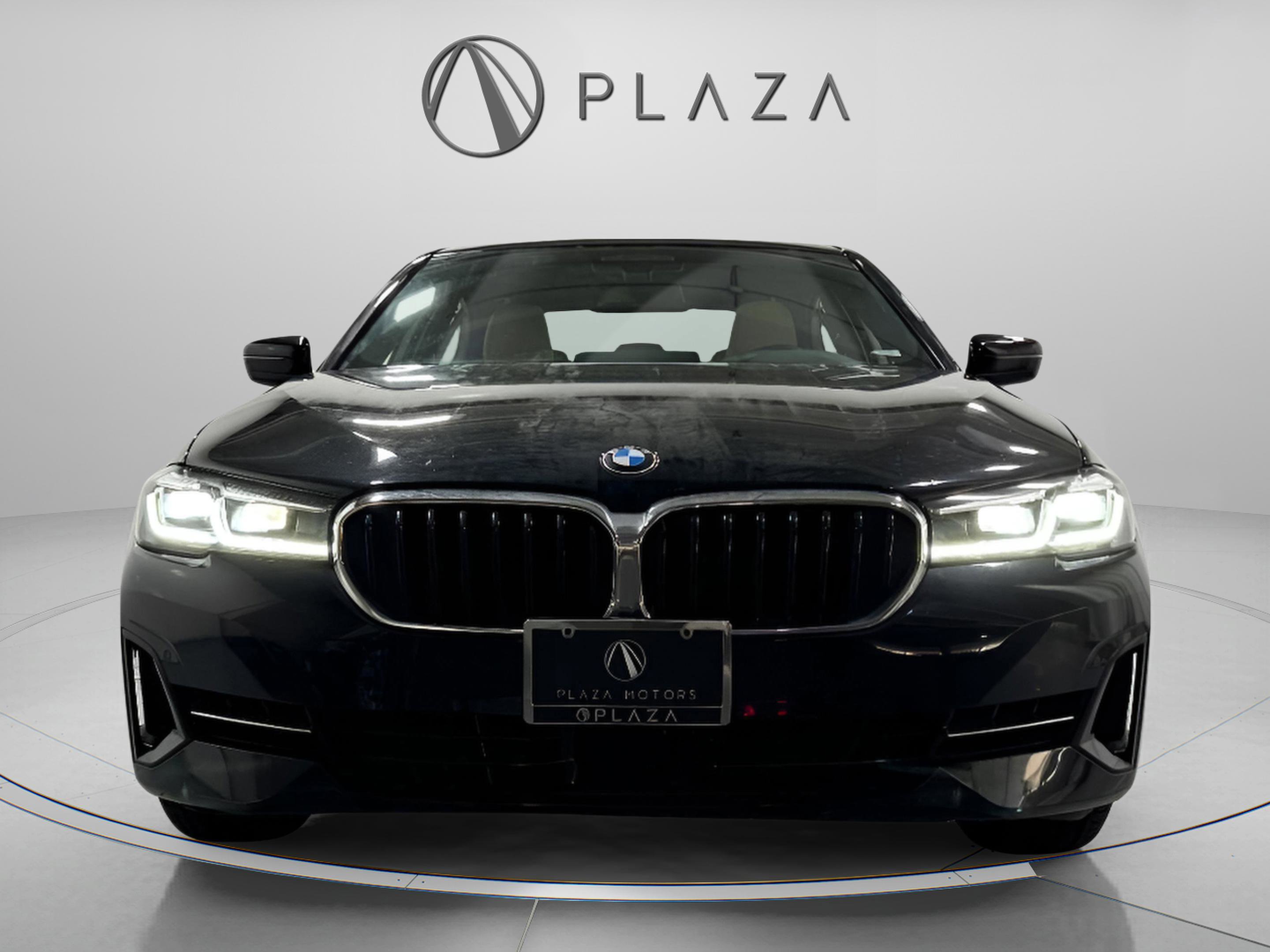 Used 2022 BMW 540i xDrive w/ Premium Package image 7