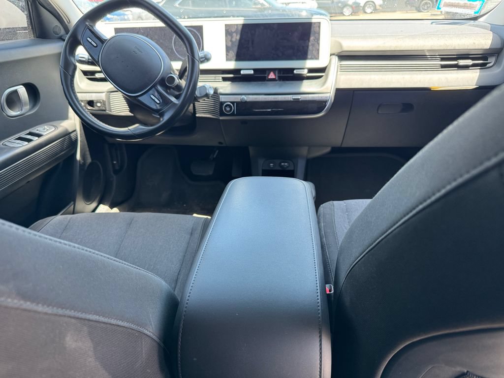 Used 2024 Hyundai Ioniq 5 SE RWD image 5