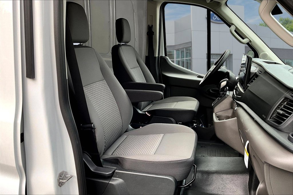 New 2026 Ford Transit 350 148 Medium Roof RWD image 12
