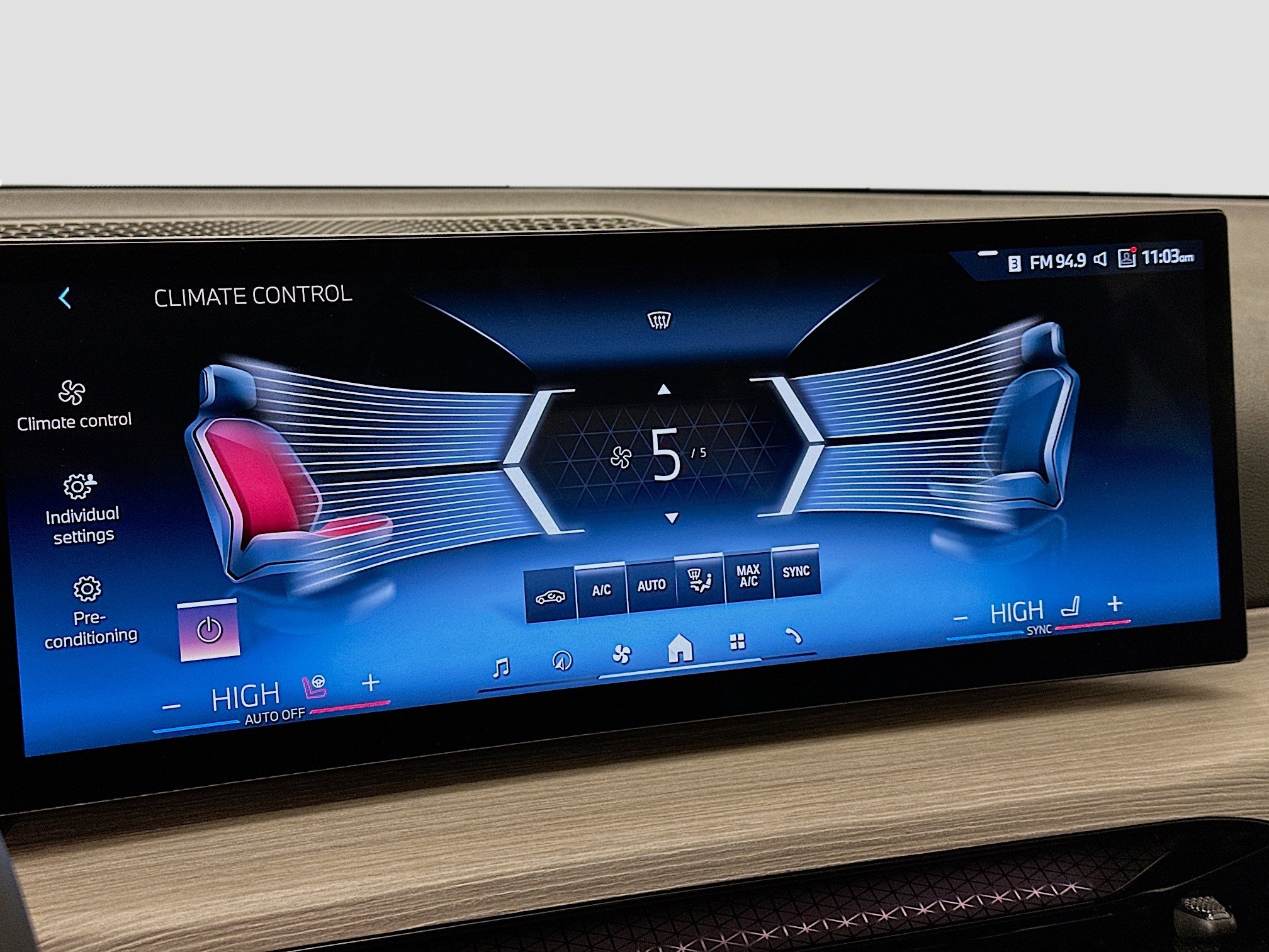 Used 2025 BMW 330i xDrive 330i xDrive image 24