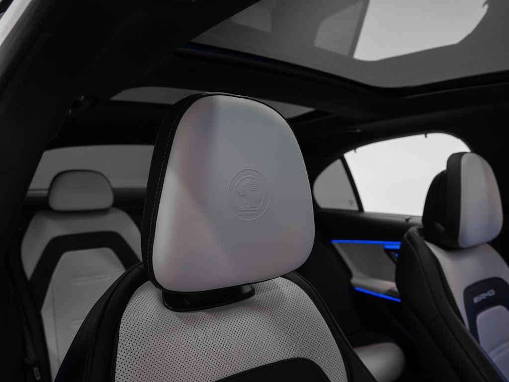 Used 2025 Mercedes-Benz E 53 AMG e 4MATIC Sedan image 24