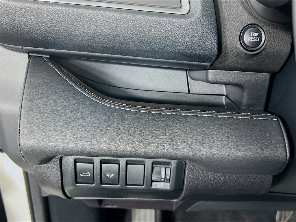 Used 2024 Subaru Ascent Touring image 22