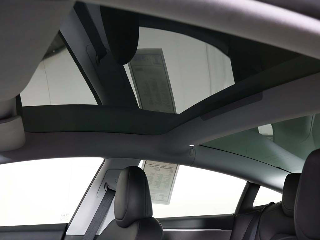 Used 2025 Tesla Model 3 Long Range RWD image 22