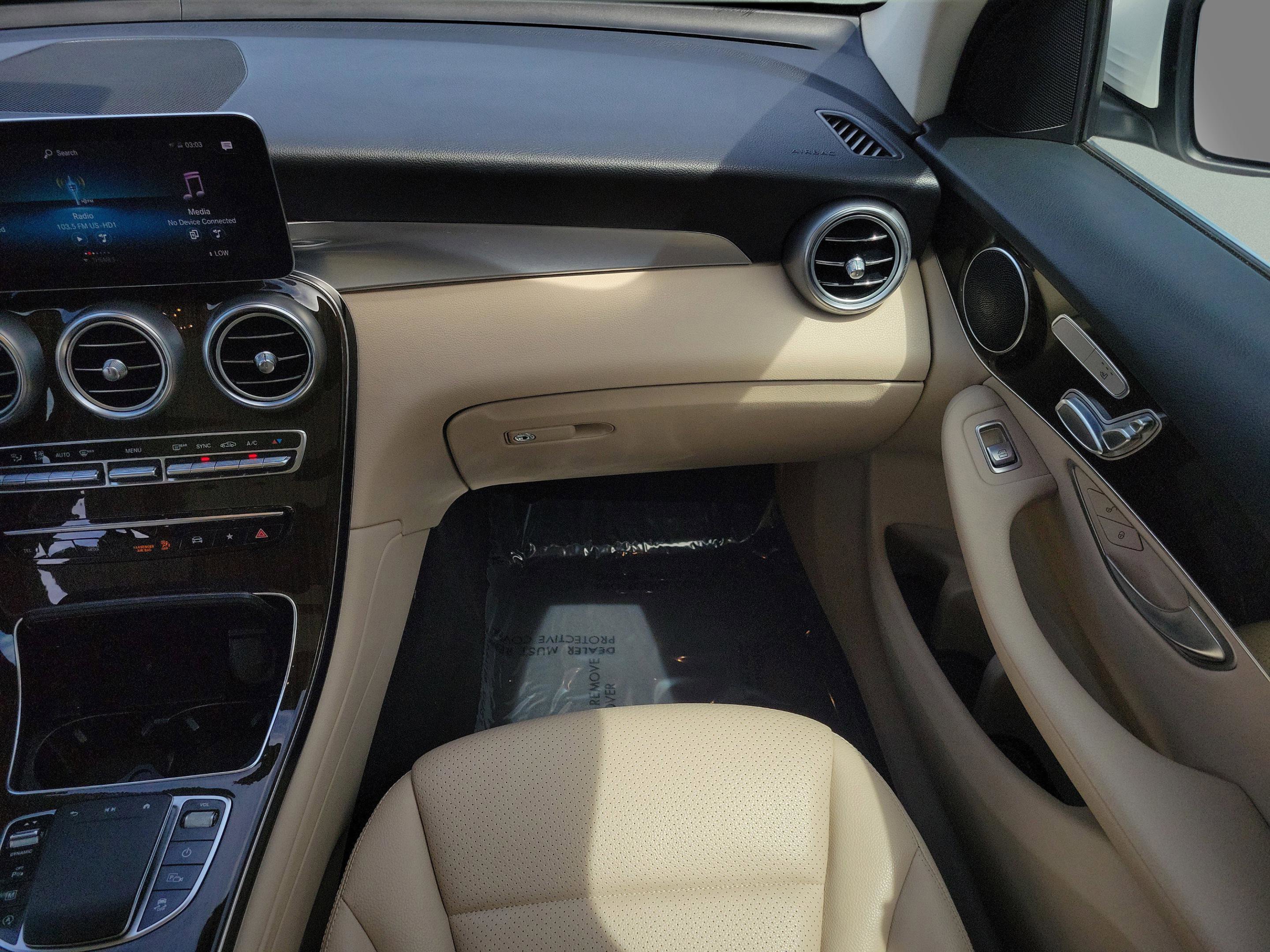 Certified 2022 Mercedes-Benz GLC 300 image 15