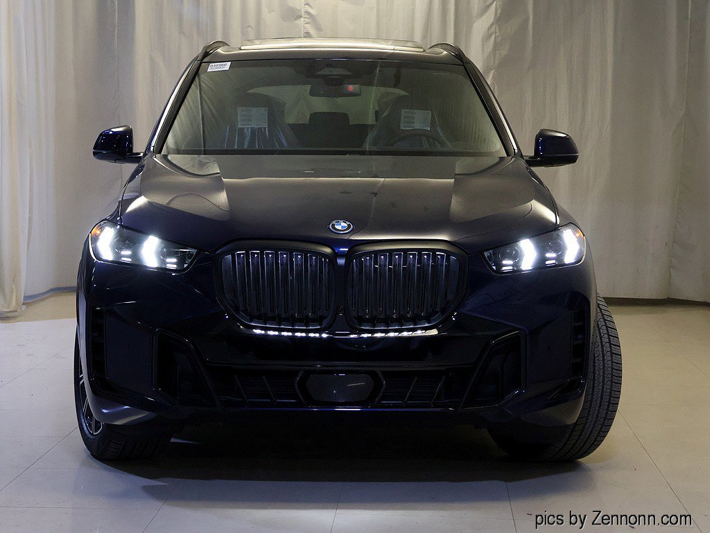 Used 2026 BMW X5 xDrive50e w/ M Sport Package AWD/4WD image 2