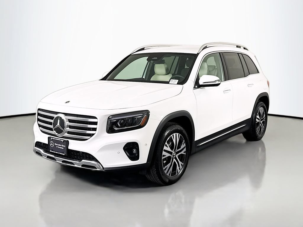 Used 2025 Mercedes-Benz GLB 250 w/ Exclusive Package image 3