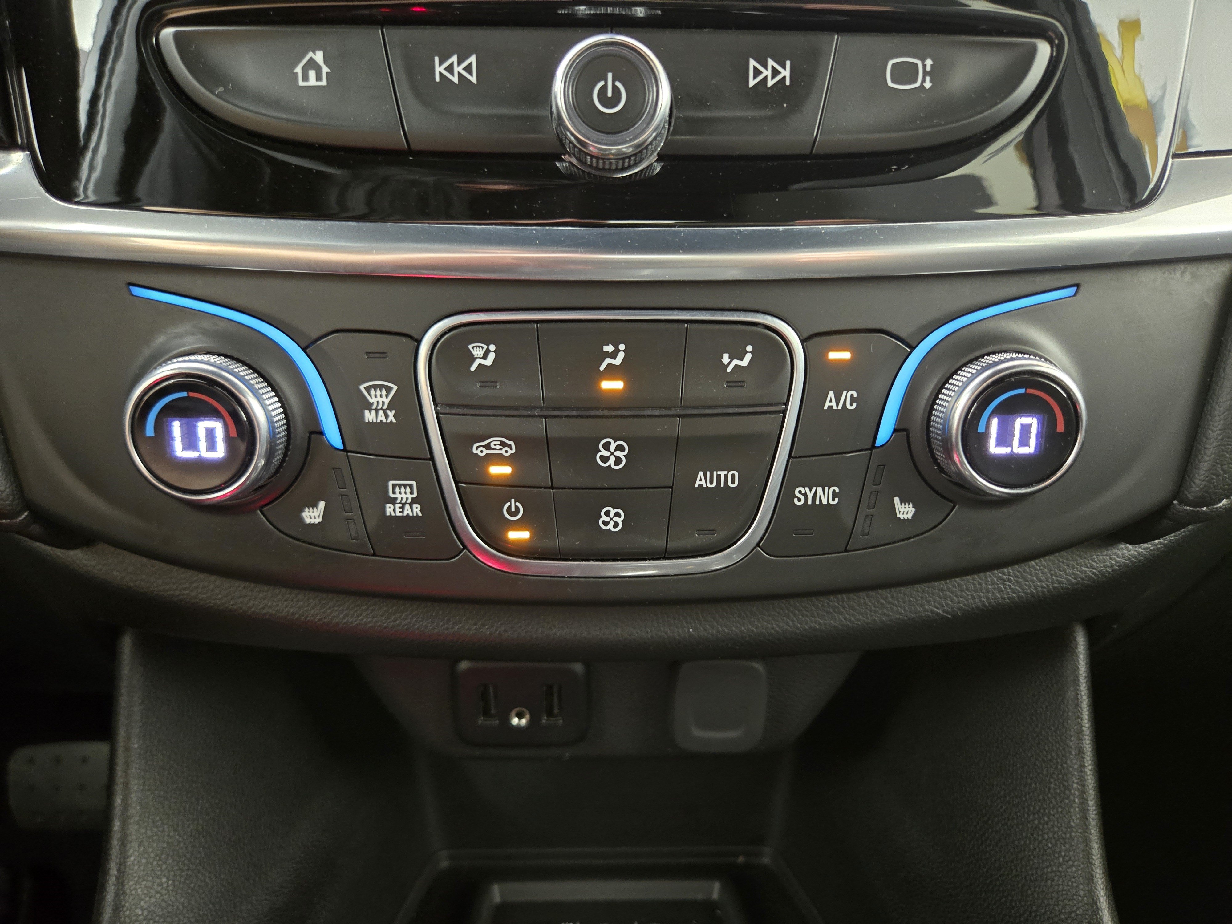 Certified 2022 Chevrolet Traverse LT AWD/4WD image 26