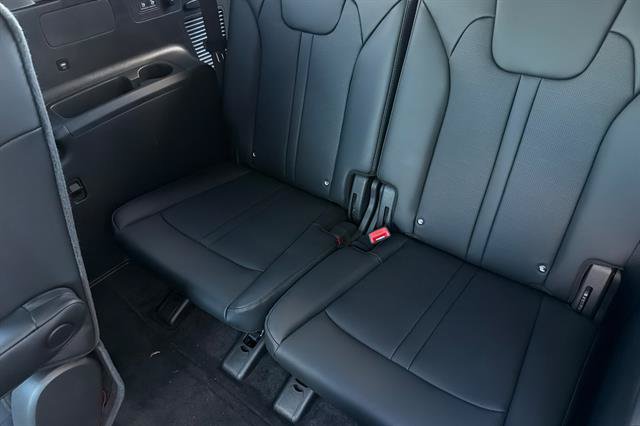 New 2026 Kia Sorento EX w/ EX Premium Package FWD image 16