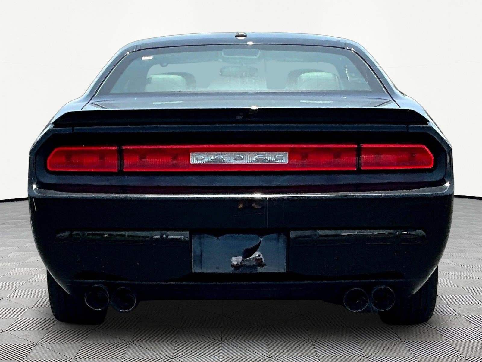 Used 2014 Dodge Challenger R/T RWD image 5
