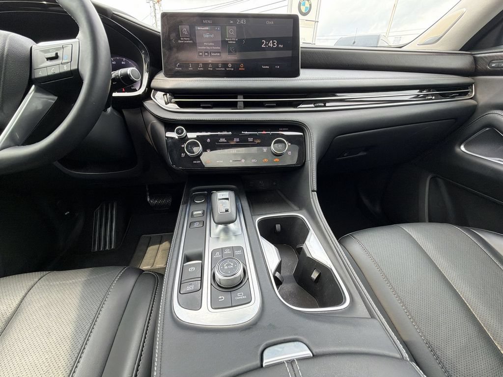 Used 2023 INFINITI QX60 Sensory AWD/4WD image 24