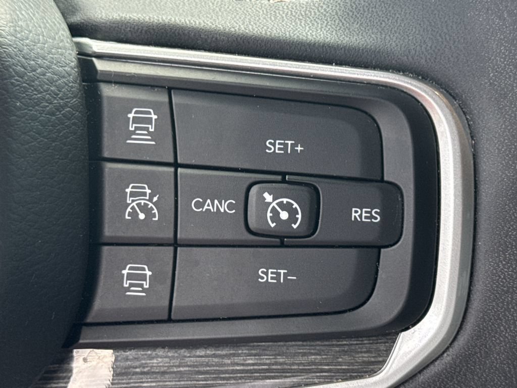 Used 2022 Jeep Wagoneer Series II RWD image 26