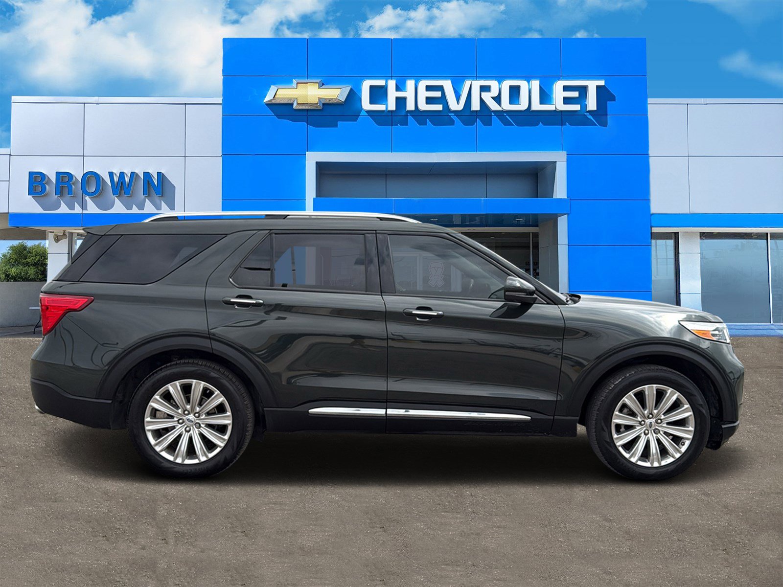 Used 2023 Ford Explorer Limited w/ Limited Technology Package RWD image 8