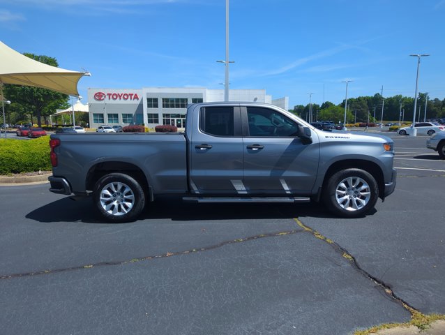 Used 2021 Chevrolet Silverado 1500 Custom w/ Safety Confidence Package RWD image 4