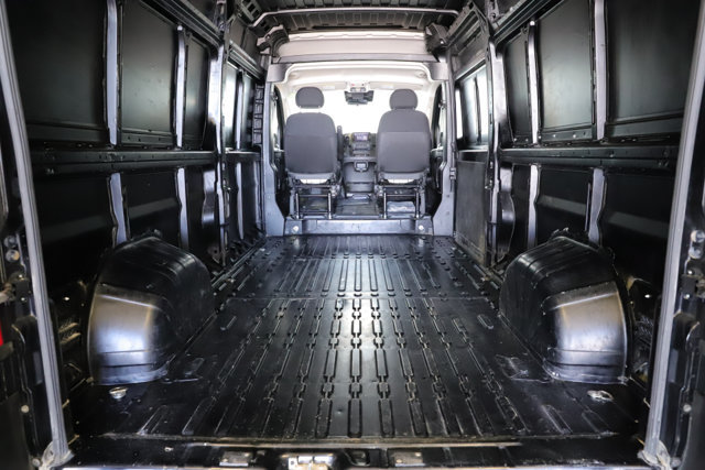 Used 2025 RAM ProMaster 2500 FWD image 21