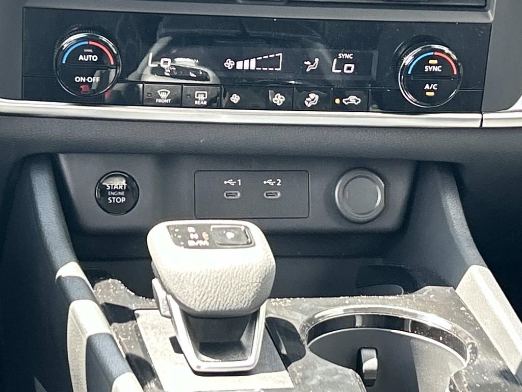 New 2026 Nissan Rogue SV FWD image 26