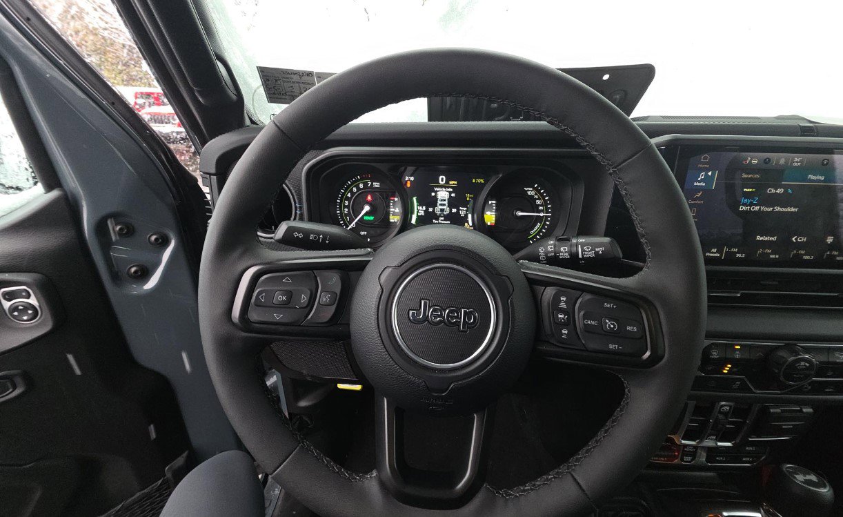 Used 2025 Jeep Wrangler Unlimited Rubicon 4xe w/ Safety Group image 8