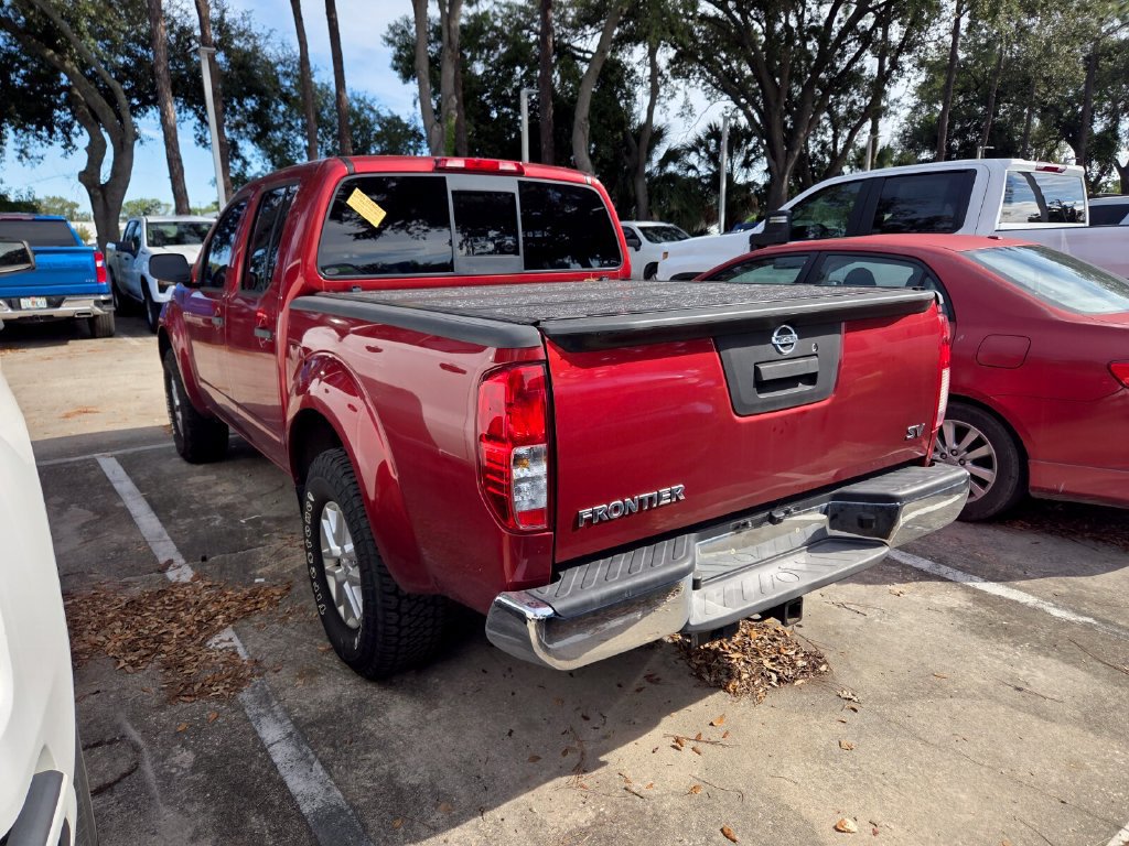 Used 2016 Nissan Frontier SV RWD image 5
